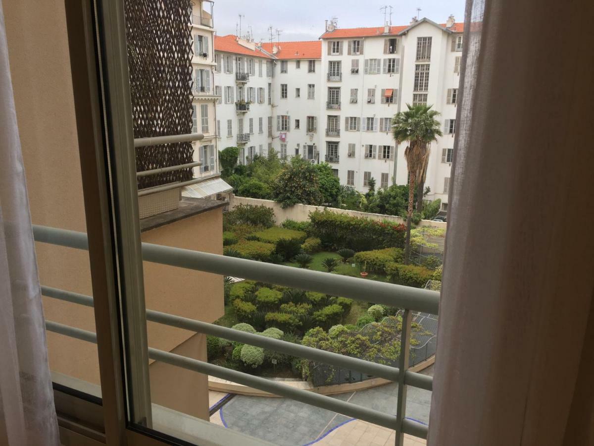 Quiet Flat Next To The Beach نيس المظهر الخارجي الصورة